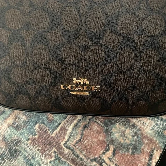 NEW COACH crossbody Ellie File Bag In Signature Canvas ๐๐ FREE SHIPPING!!! - Picture 3 of 10